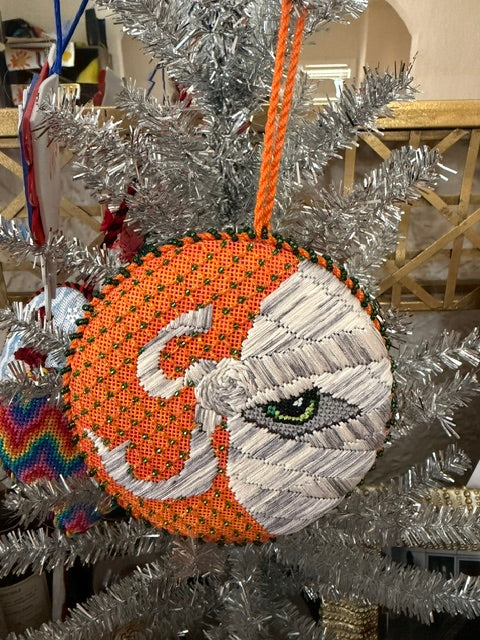 Mummy on Orange STITCH GUIDE